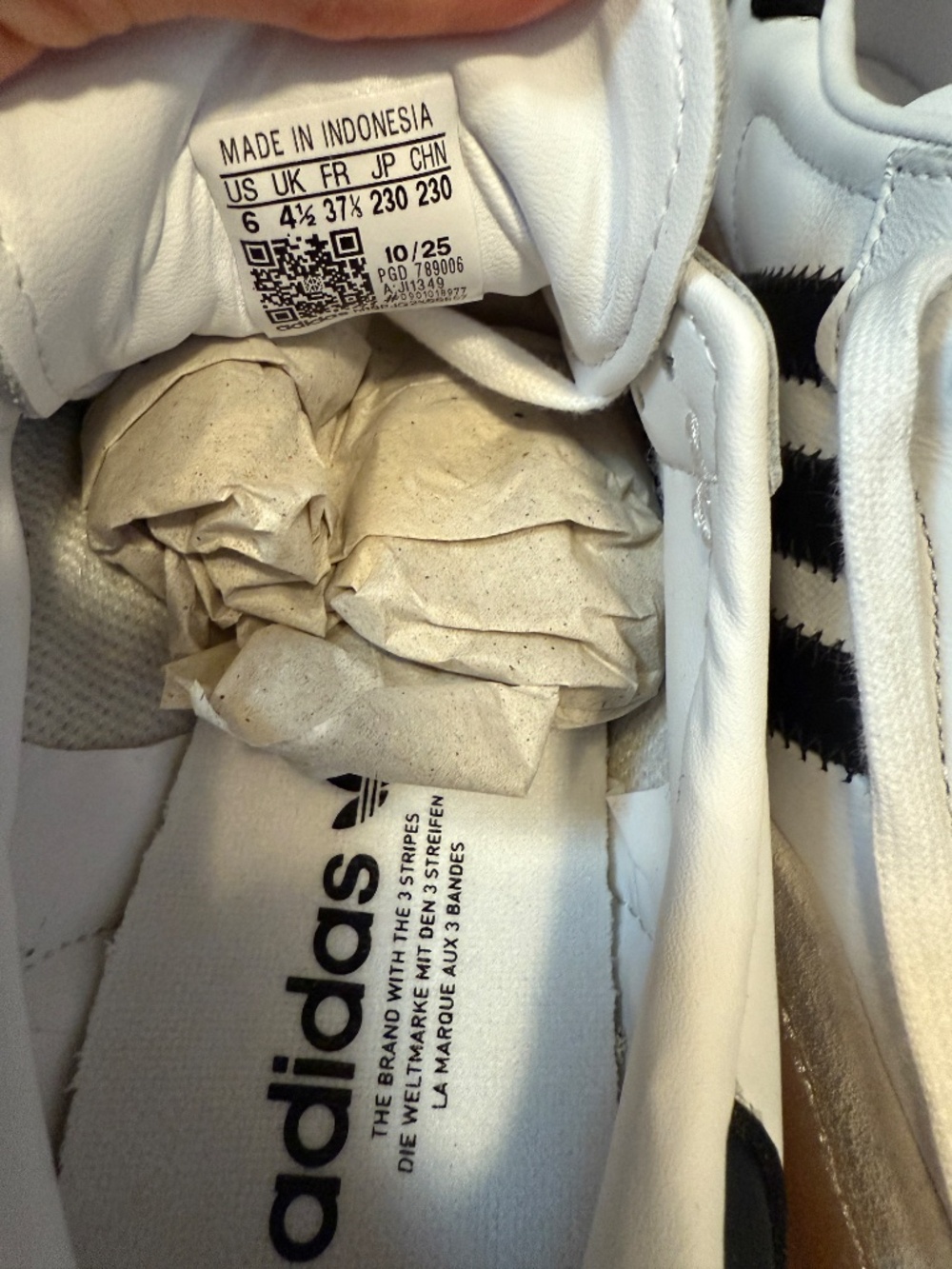 Adidas Sambae Shoes - Picture 4 of 5